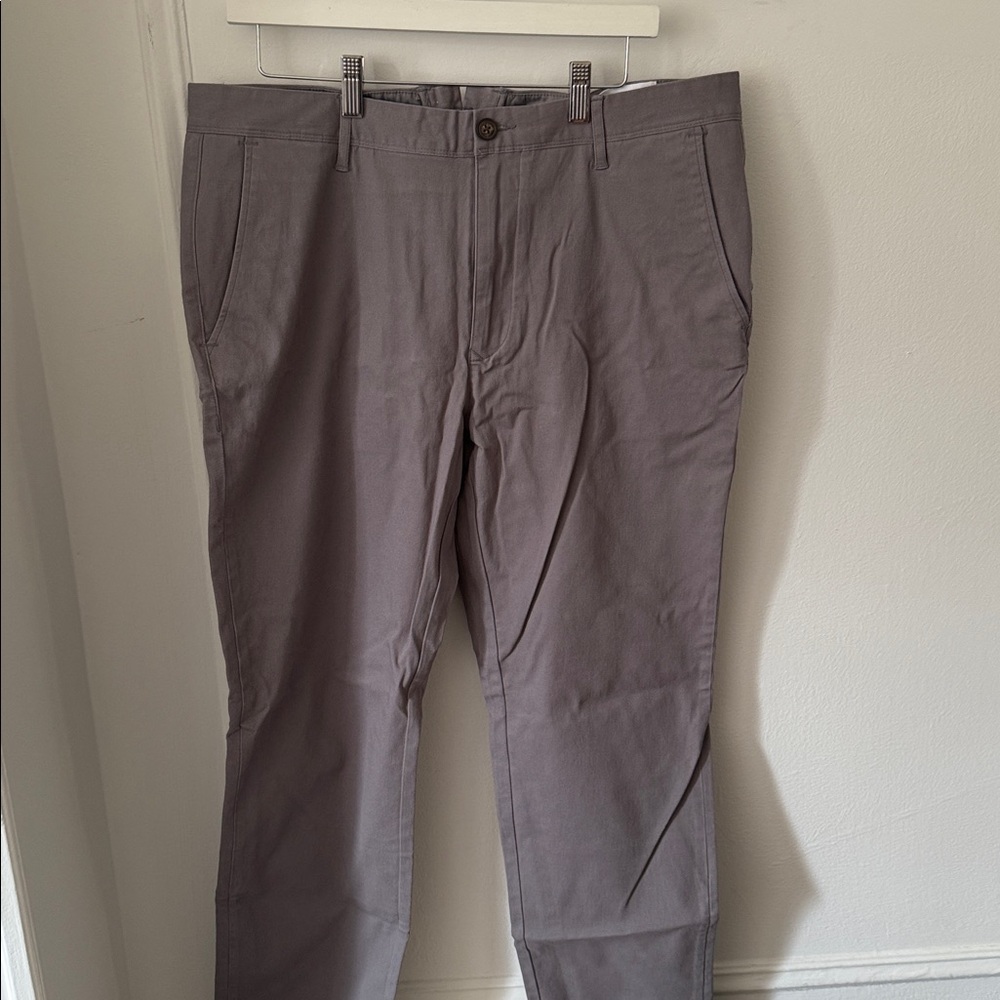 Mott & Bow Gray Chino Pants Size 35